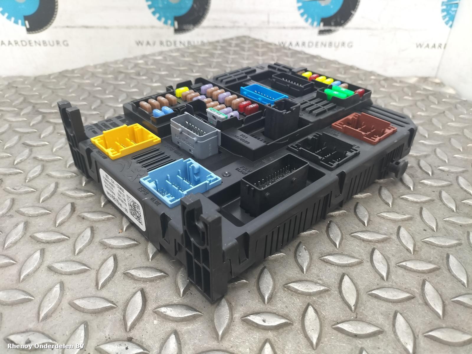 2024 JEEP AVENGER ZEKERINGKAST View Auto part ZEKERINGKAST JEEP AVENGER 2024