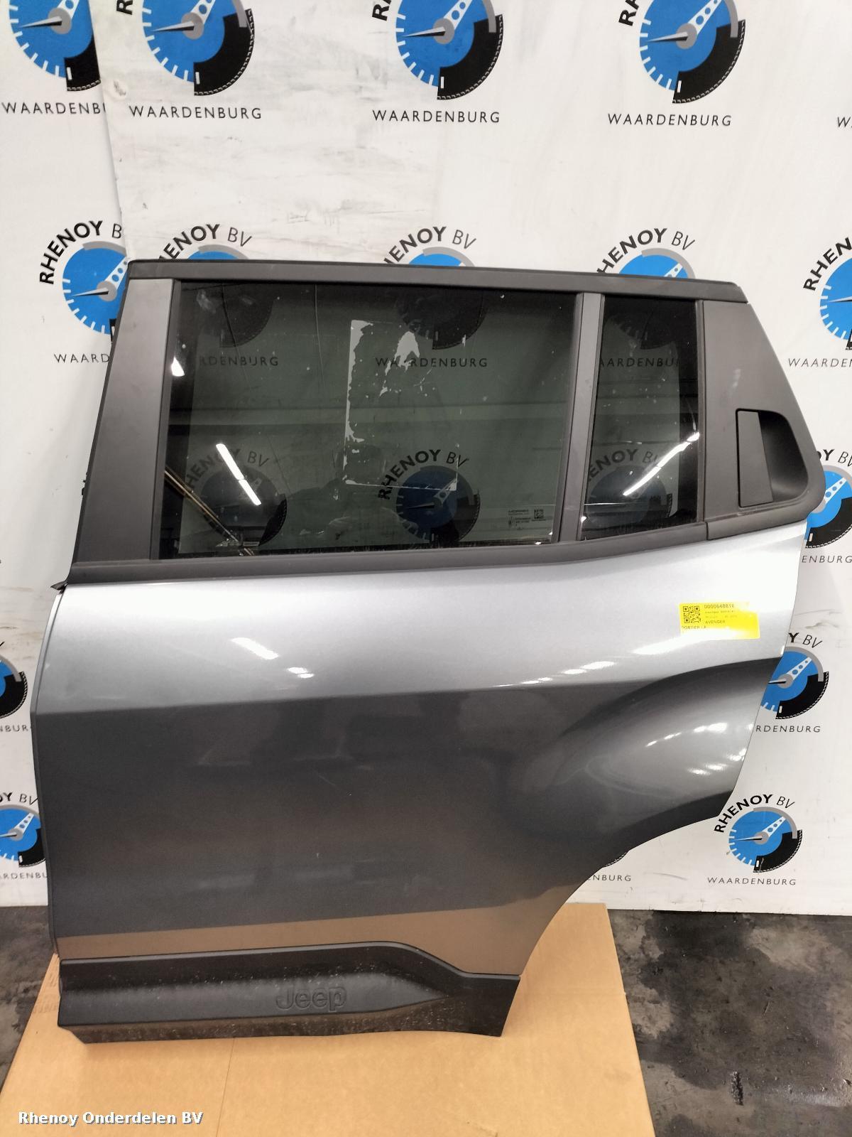 Bekijk Auto-onderdeel PORTIER LA  JEEP AVENGER 2024