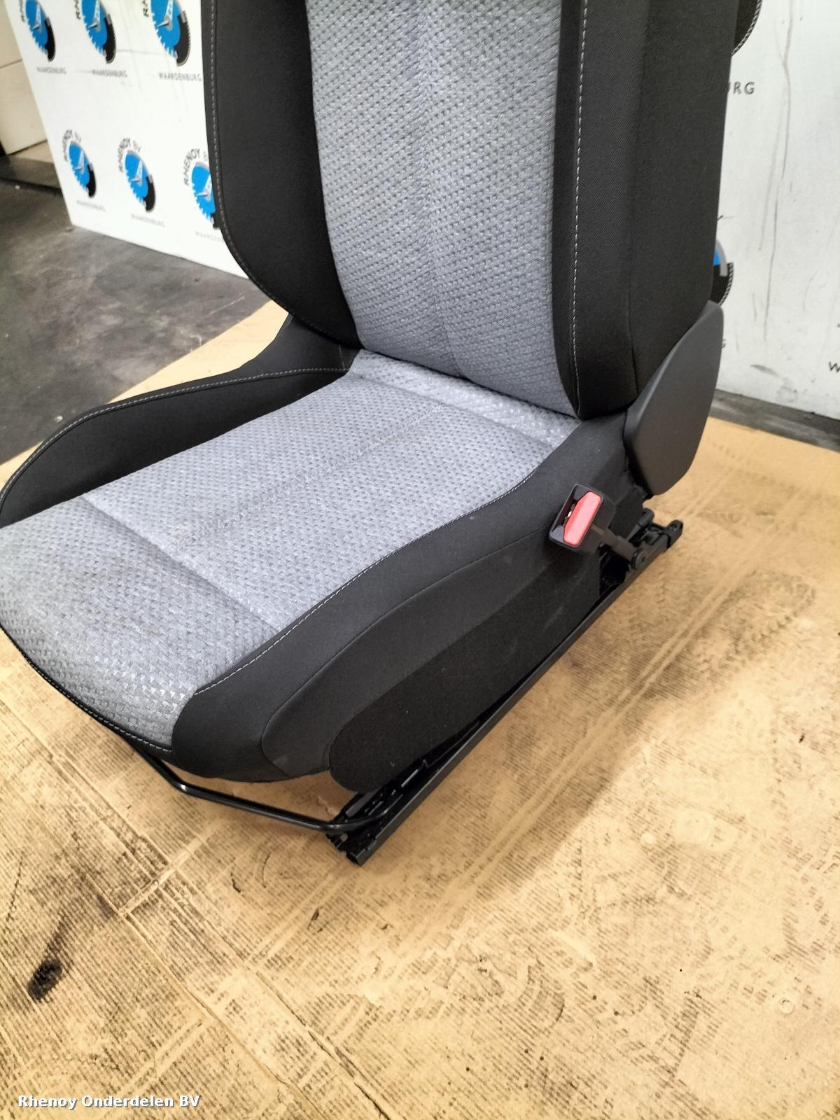 2023 OPEL / VAUXHALL CORSA STOEL VOOR View Auto part STOEL VOOR OPEL / VAUXHALL CORSA 2023