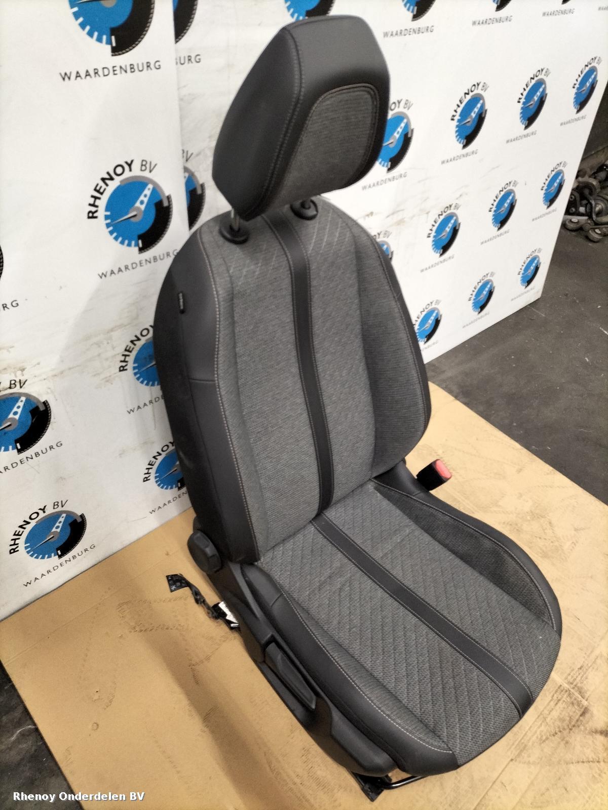 2024 PEUGEOT 208 STOEL VOOR View Auto part STOEL VOOR PEUGEOT 208 2024