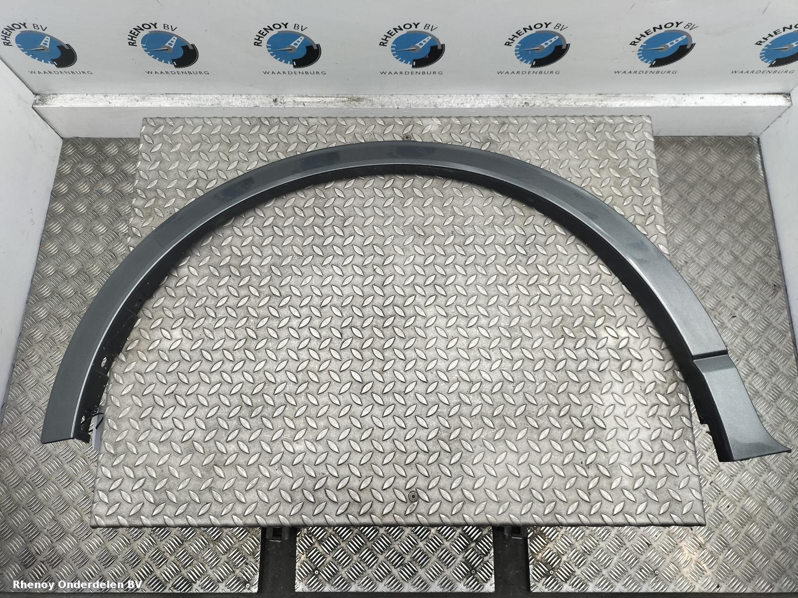 Bekijk Auto-onderdeel SPATBORD VERBREDER FORD KUGA 2024