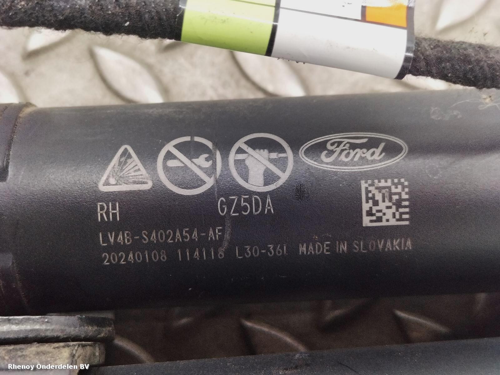 View Auto part ACHTERKLEP GASVEER / ELEKTRISCHE SPINDEL FORD KUGA 2024