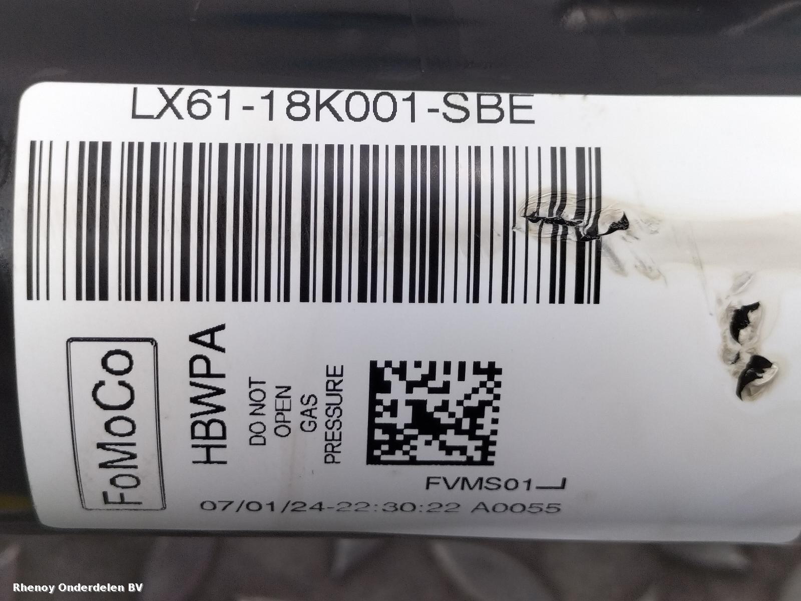 View Auto part VEERPOOT / SCHOKBREKER LV FORD KUGA 2024