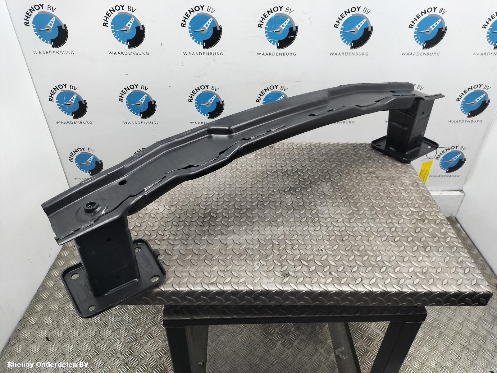 Bekijk Auto-onderdeel BUMPERBALK ACHTER FORD KUGA 2024