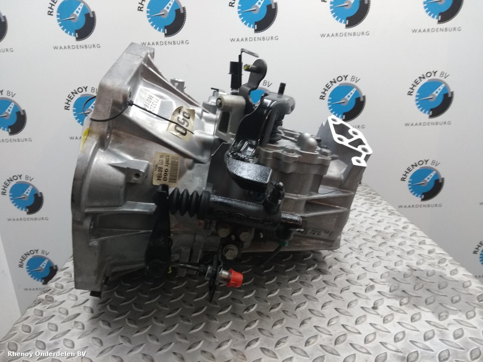 View Auto part TRANSMISSIE / VERSNELLINGSBAK KIA RIO 2015