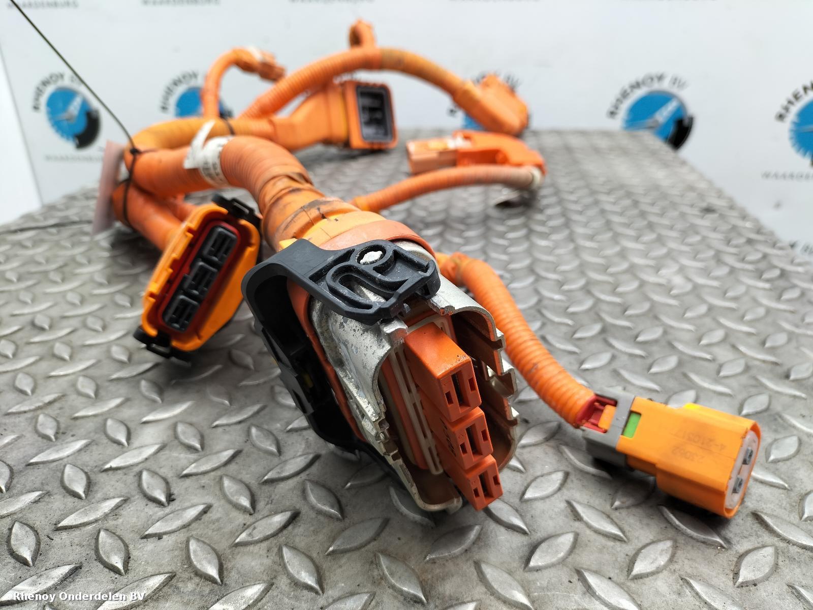 View Auto part KABELBOOM KIA SPORTAGE 2022