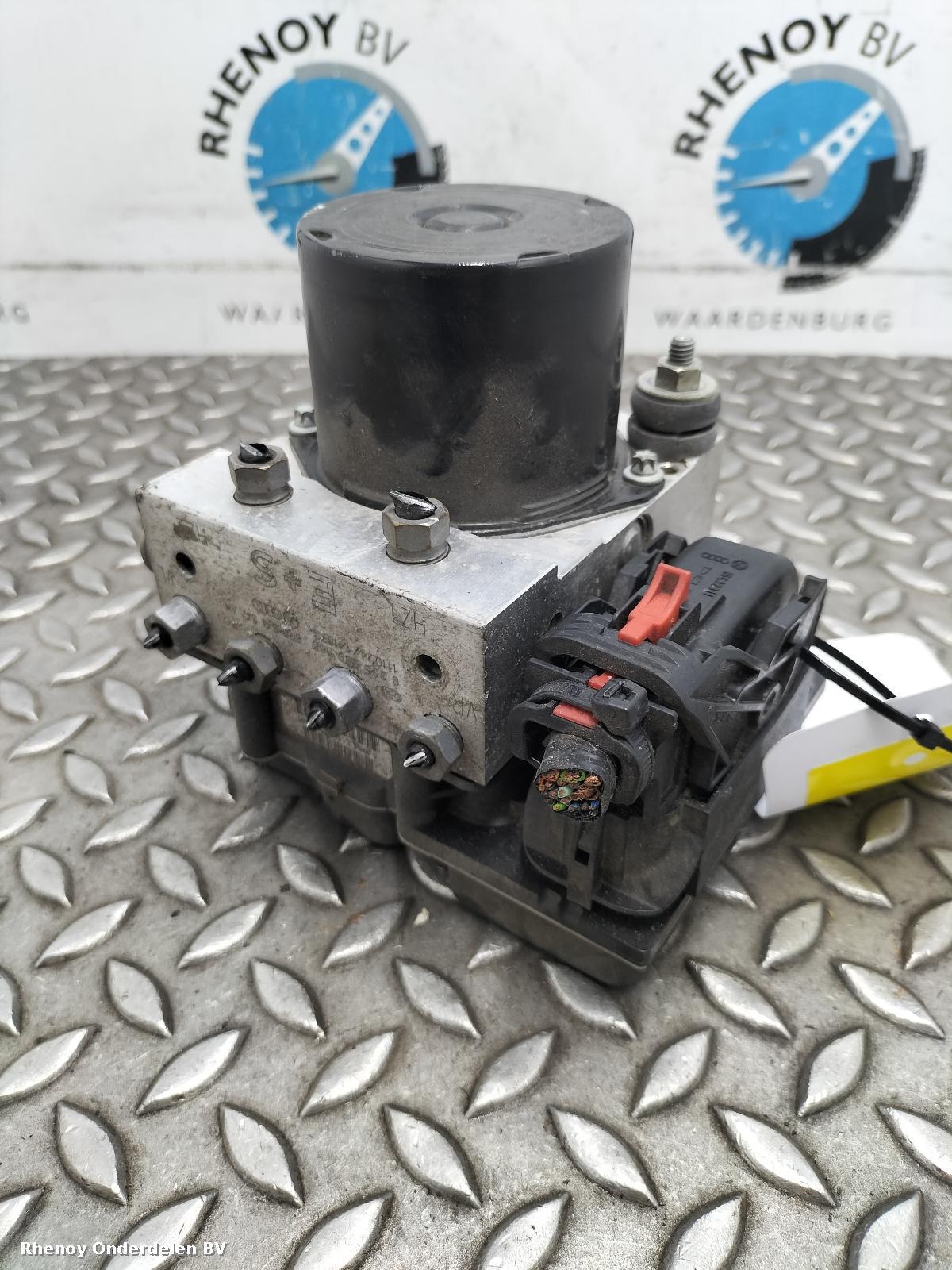 Bekijk Auto-onderdeel ABS POMP  VOLKSWAGEN POLO 2011