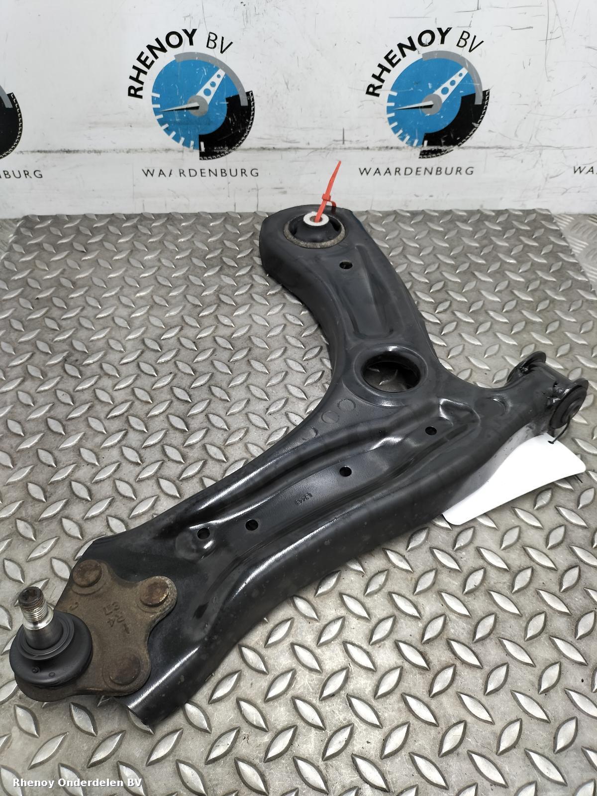 Bekijk Auto-onderdeel DRAAGARM ONDER RV VOLKSWAGEN POLO 2011