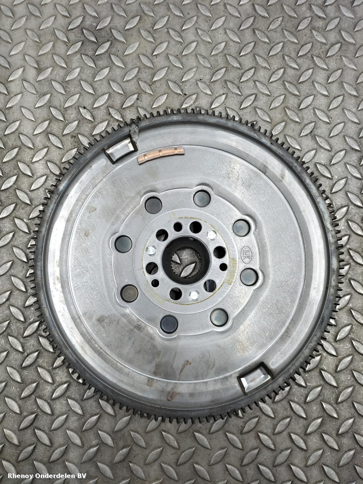 View Auto part VLIEGWIEL / KOPPELING RENAULT MEGANE 2022