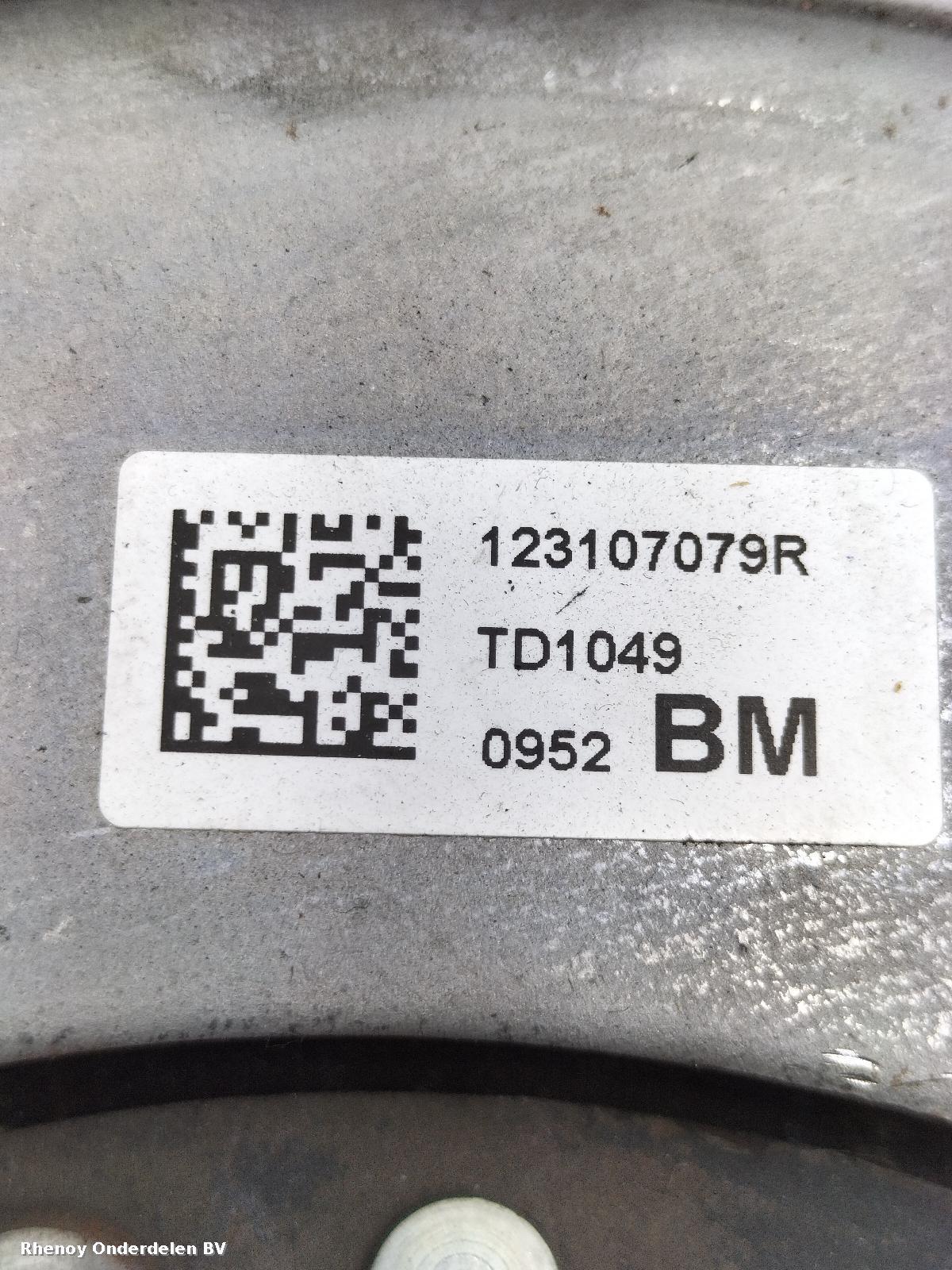 View Auto part VLIEGWIEL / KOPPELING RENAULT MEGANE 2022