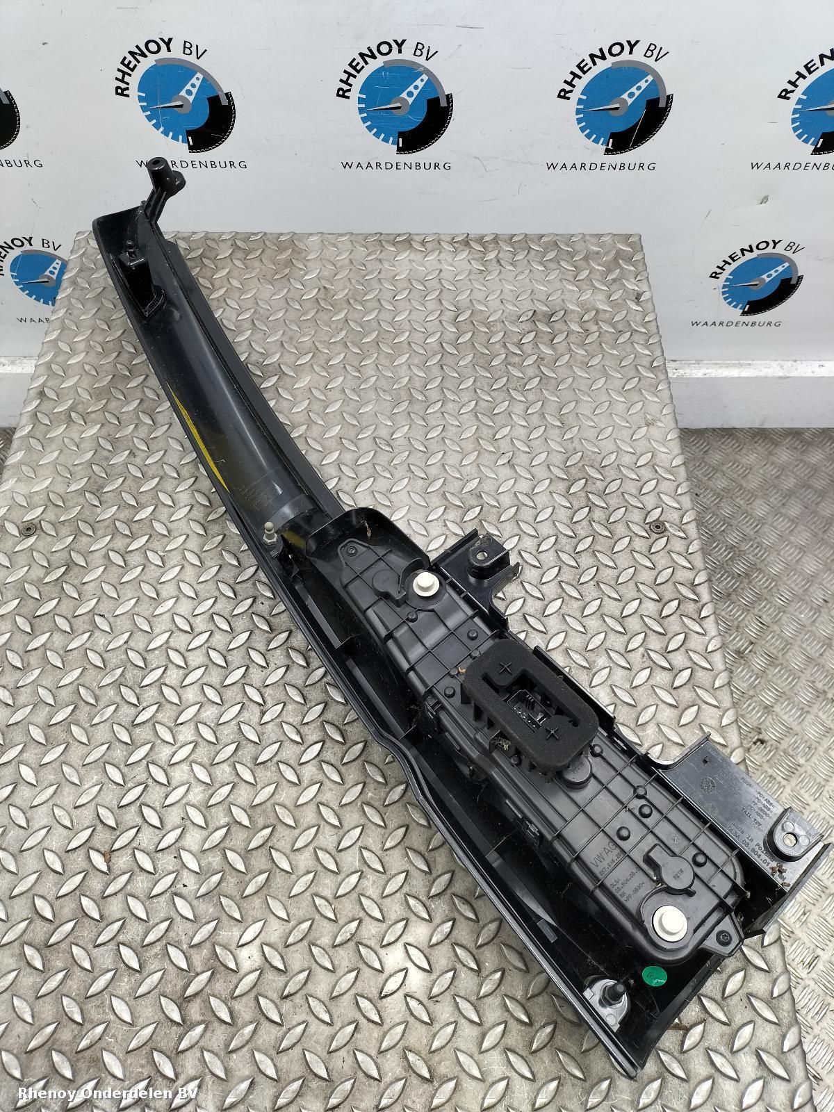 View Auto part ACHTERLICHT R FORD TOURNEO CONNECT 2024