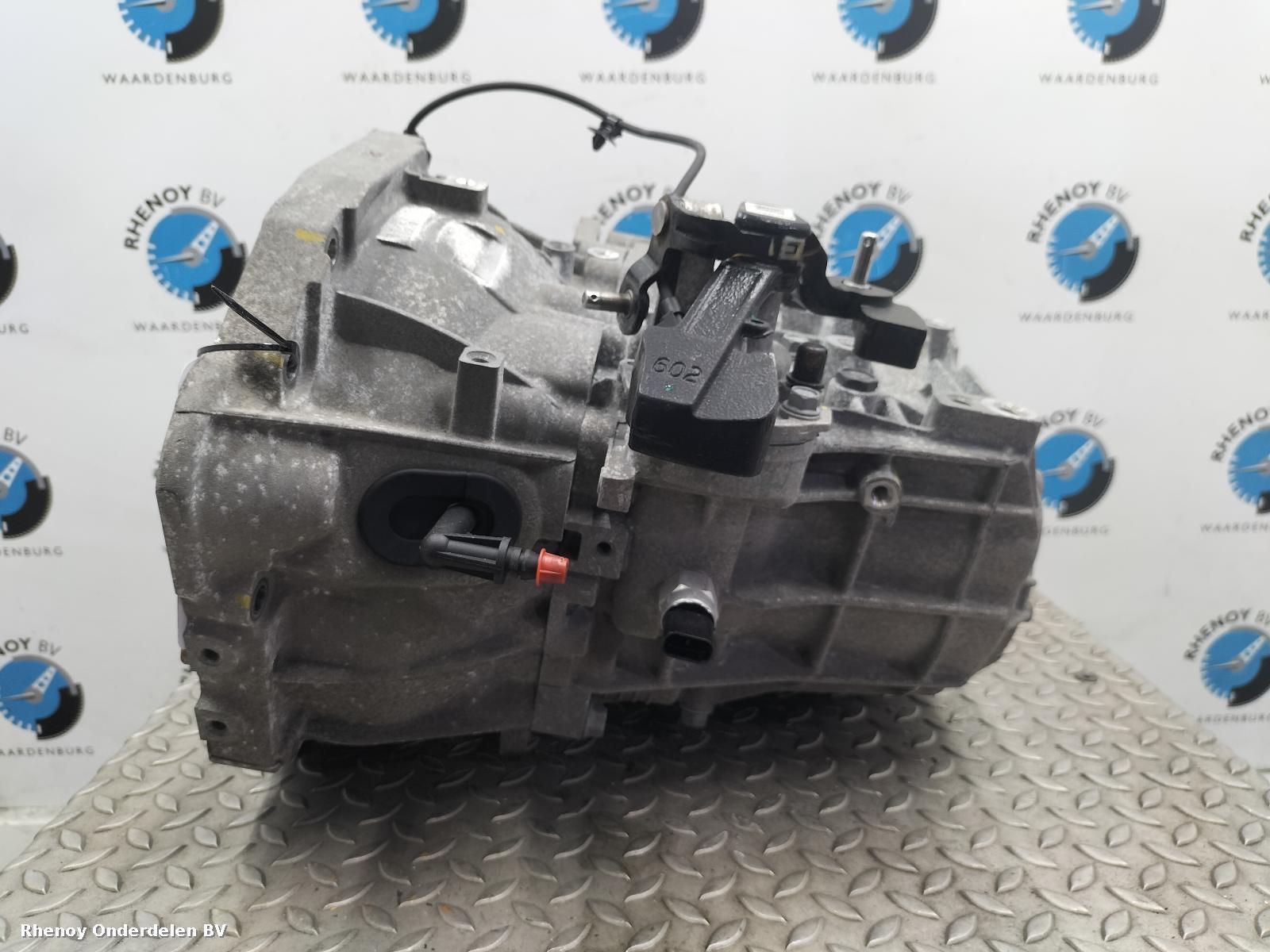 View Auto part TRANSMISSIE / VERSNELLINGSBAK KIA CEED 2023