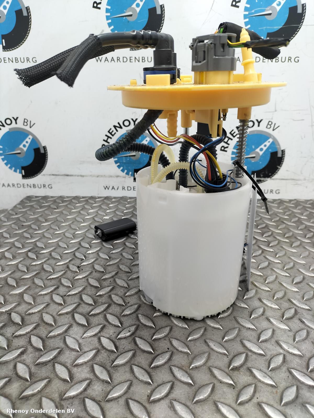 View Auto part BRANDSTOF POMP (IN TANK)  FORD KUGA 2020