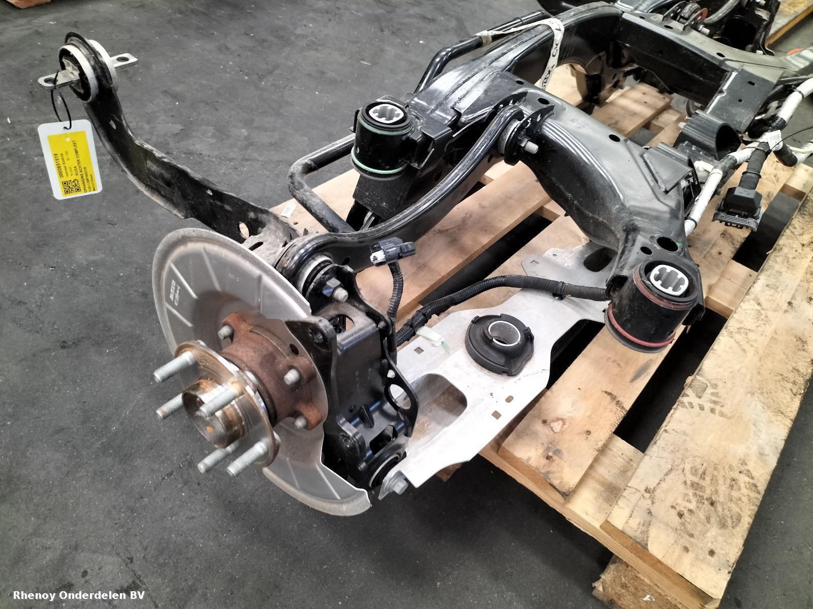 View Auto part OPHANGING ACHTER COMPLEET FORD KUGA 2020