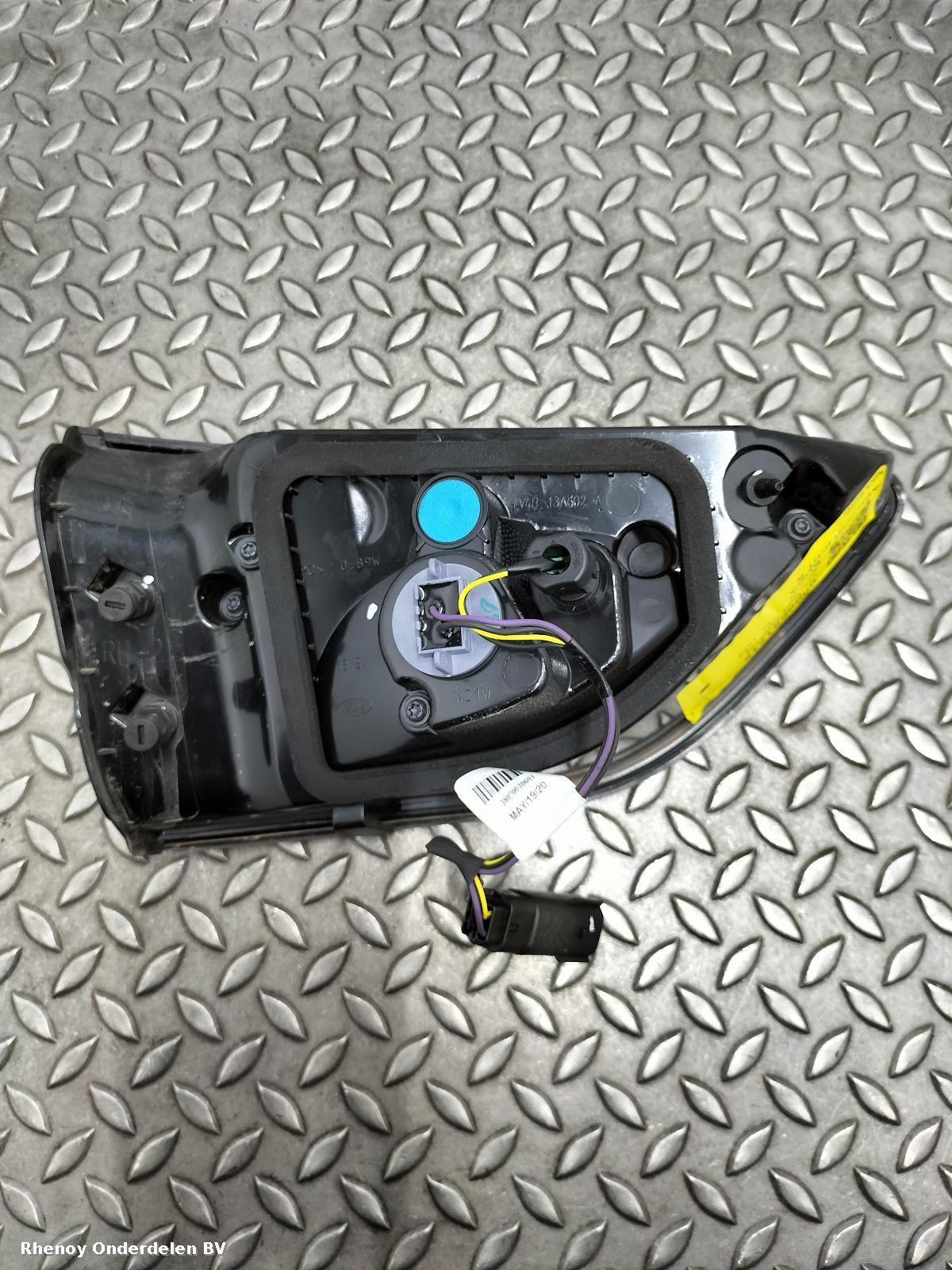 2020 FORD KUGA ACHTERLICHT R View Auto part ACHTERLICHT R FORD KUGA 2020