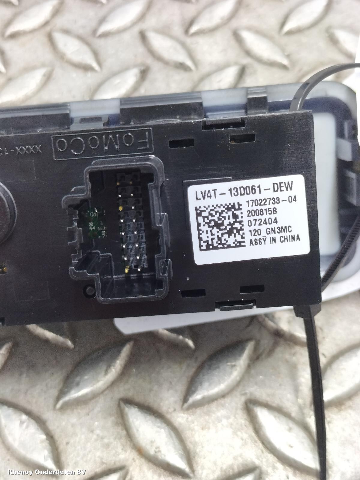 View Auto part SCHAKELAAR VERLICHTING (LOS IN DASHBOARD) FORD KUGA 2020