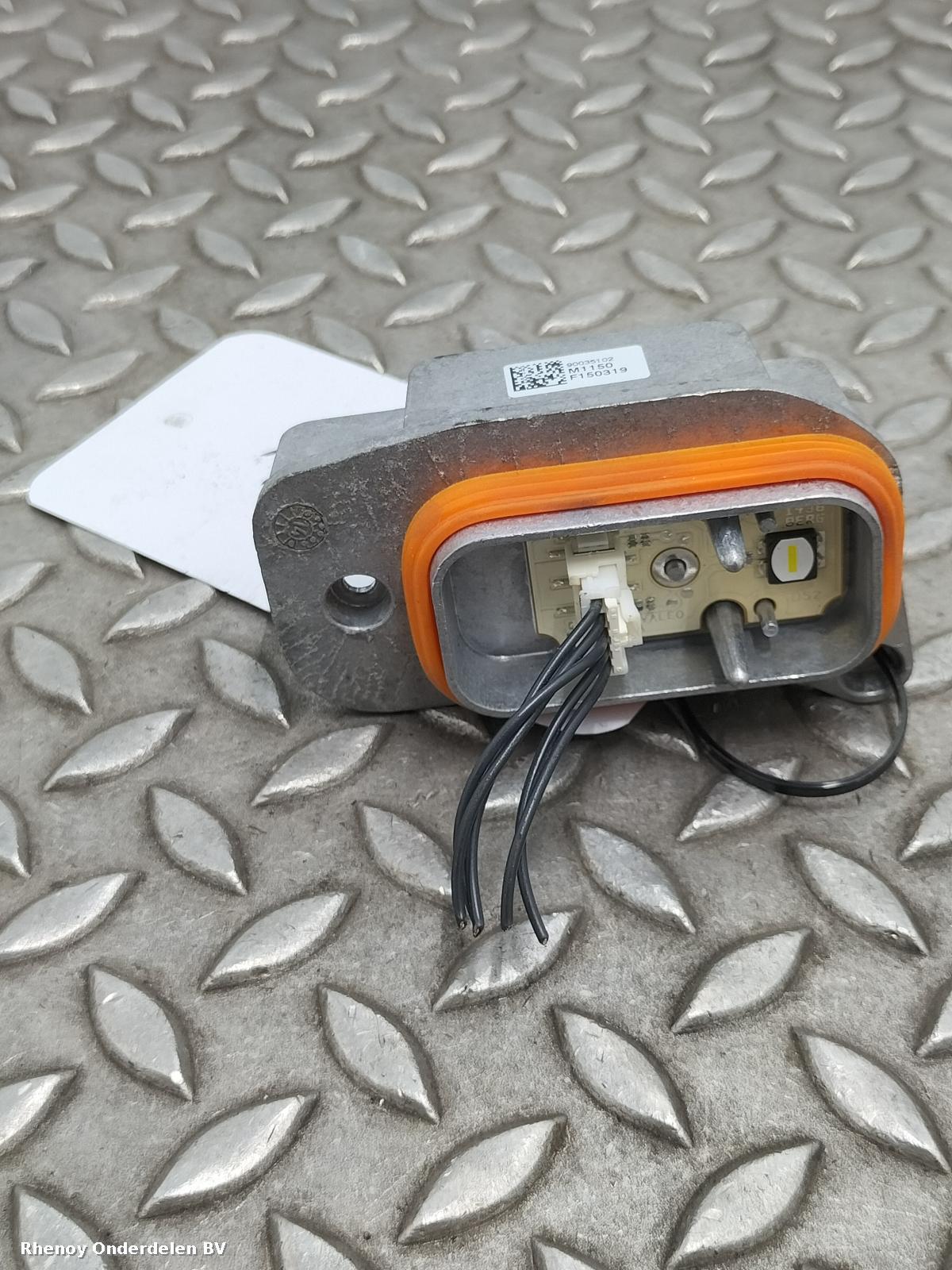 Bekijk Auto-onderdeel DAGRIJVERLICHTING R BMW I3 2015