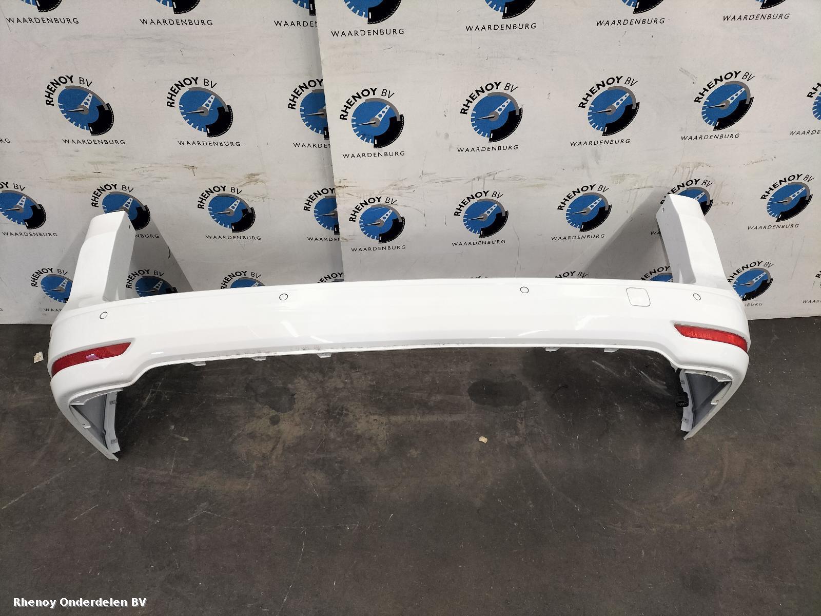 Bekijk Auto-onderdeel BUMPER ACHTER FORD TOURNEO CONNECT 2024