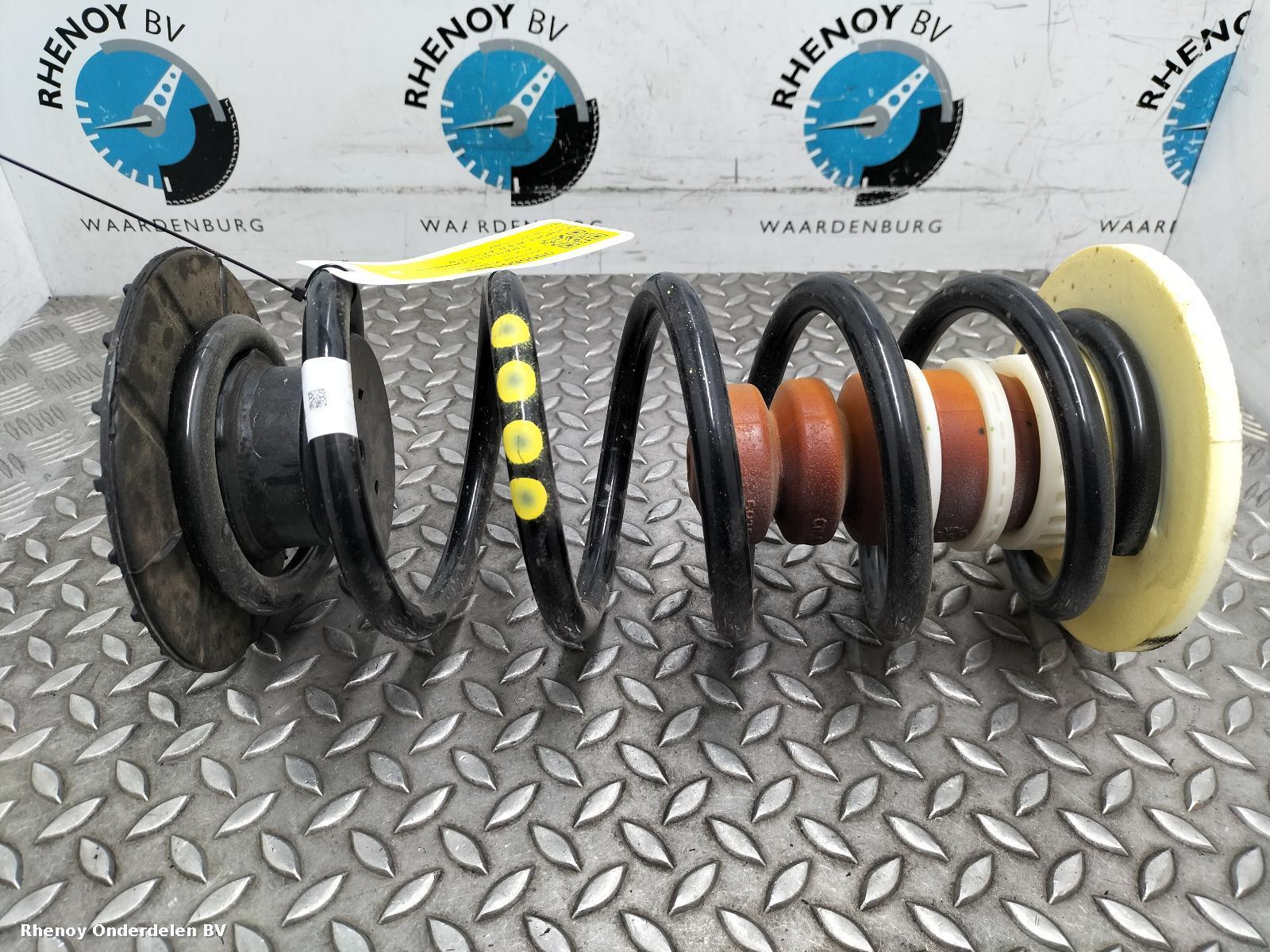 Bekijk Auto-onderdeel SCHROEFVEER ACHTER FORD TRANSIT CONNECT 2024