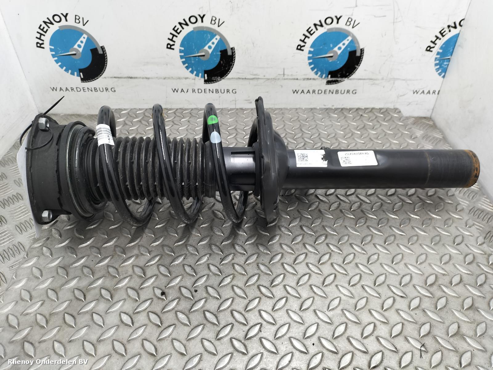 Bekijk Auto-onderdeel VEERPOOT / SCHOKBREKER LV FORD TOURNEO CONNECT 2024