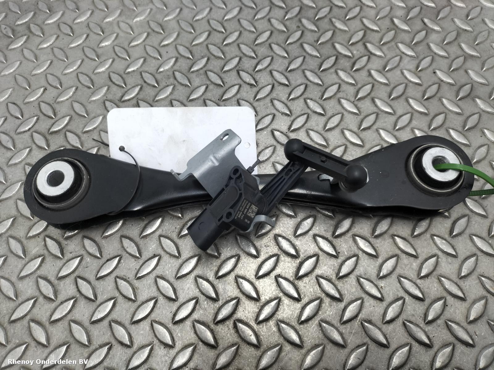 Bekijk Auto-onderdeel DRAAGARM BOVEN LA FORD TOURNEO CONNECT 2024