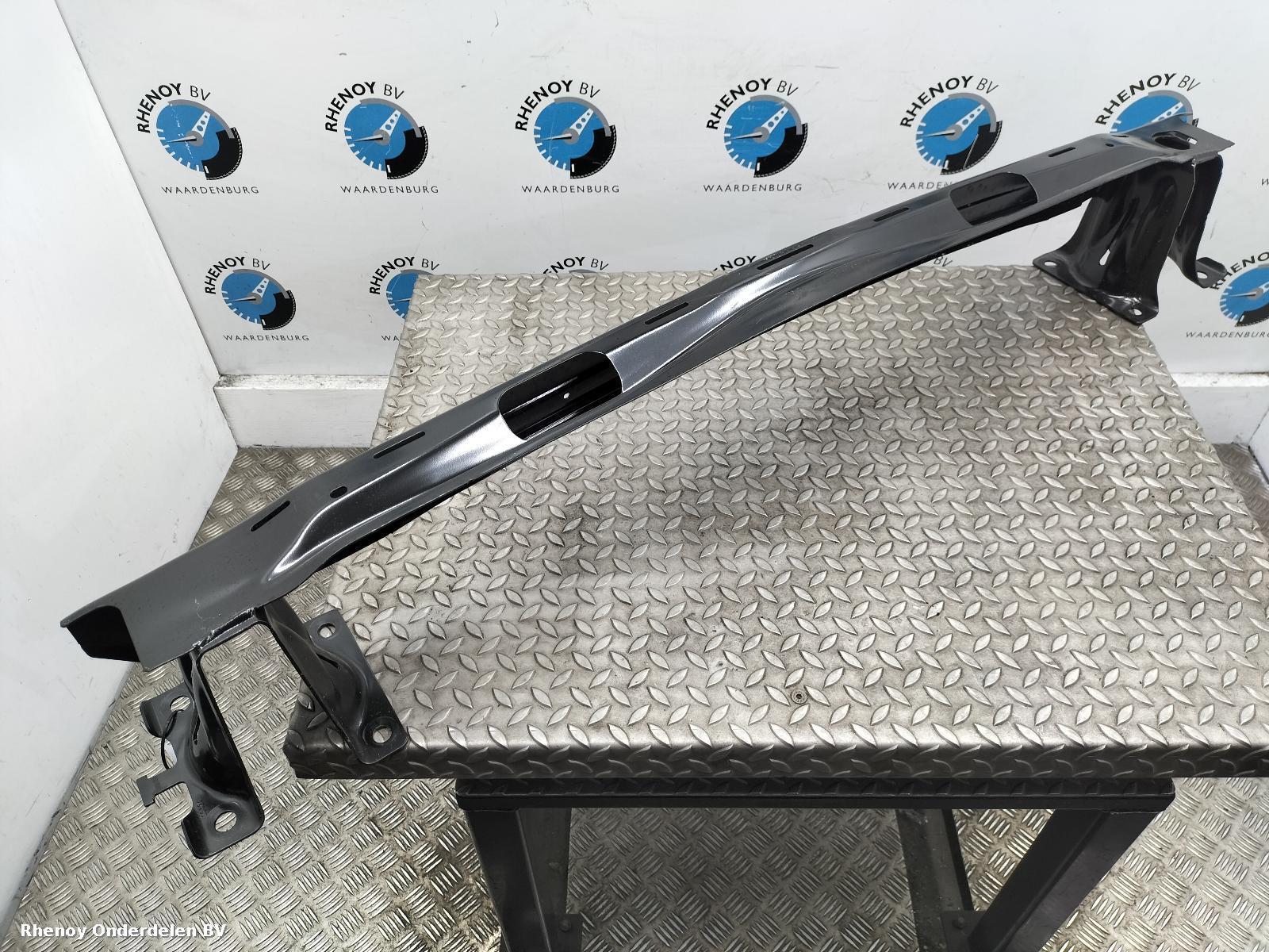 Bekijk Auto-onderdeel BUMPERBALK ACHTER FORD TRANSIT CONNECT 2024