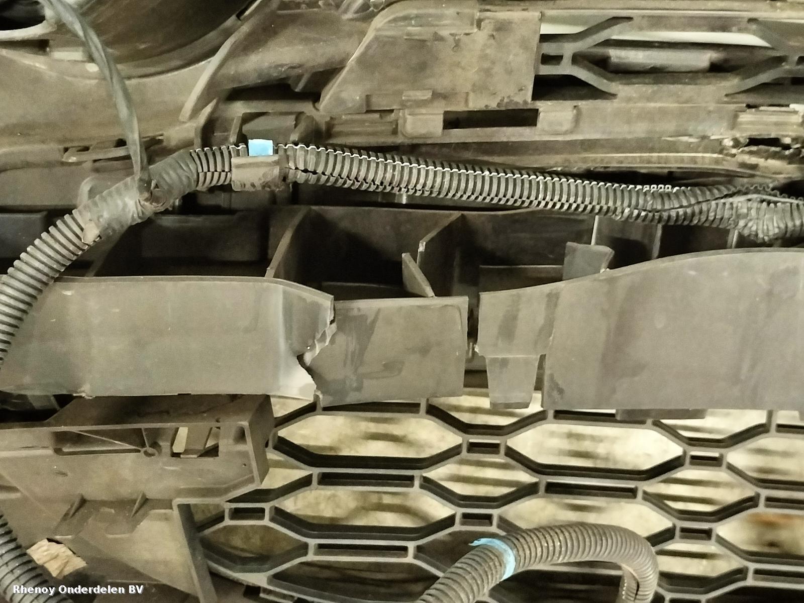 View Auto part VOORBUMPER RENAULT TWINGO 2012