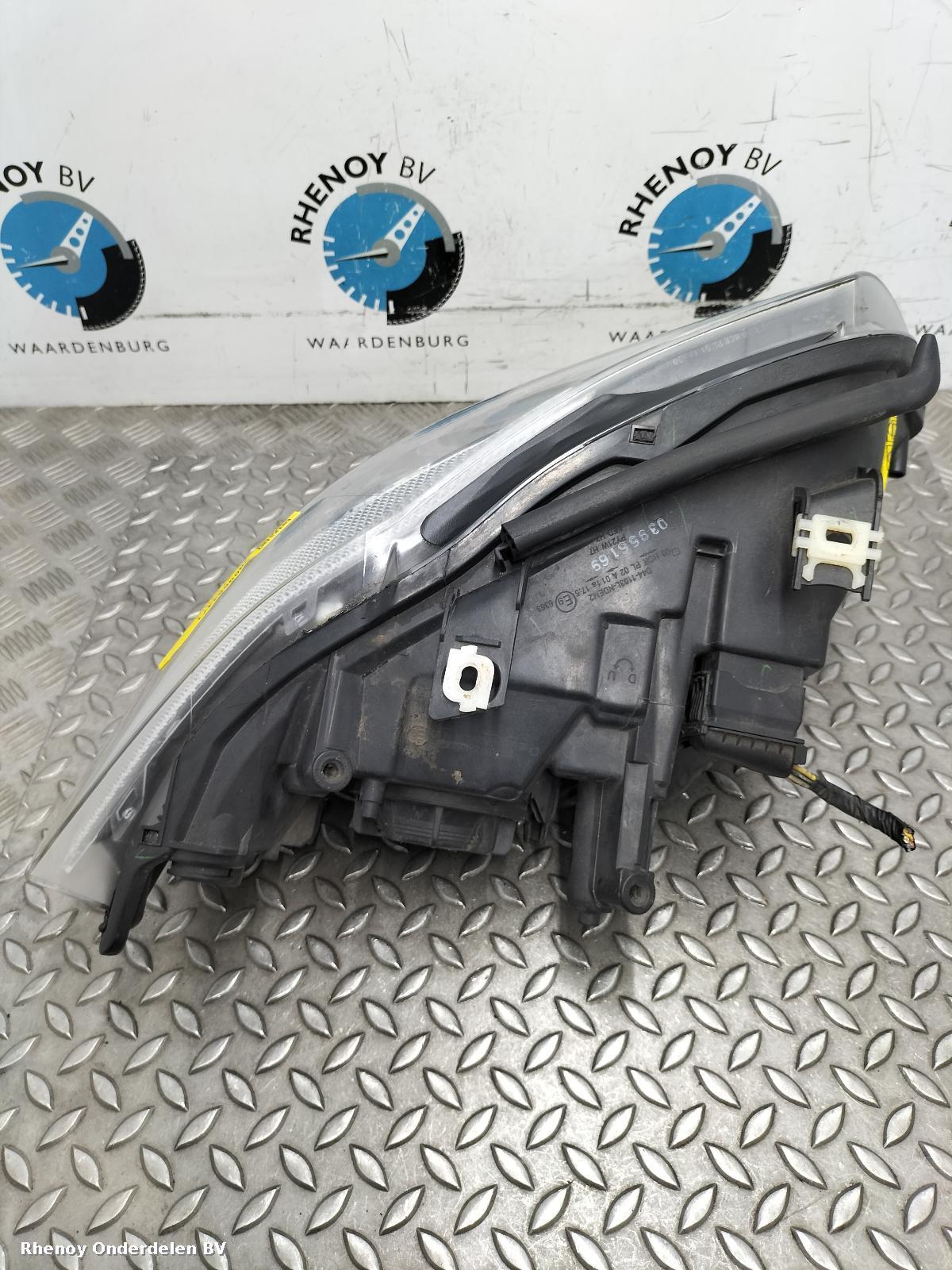 2006 BMW 3 SERIES KOPLAMP L View Auto part KOPLAMP L BMW 3 SERIES 2006