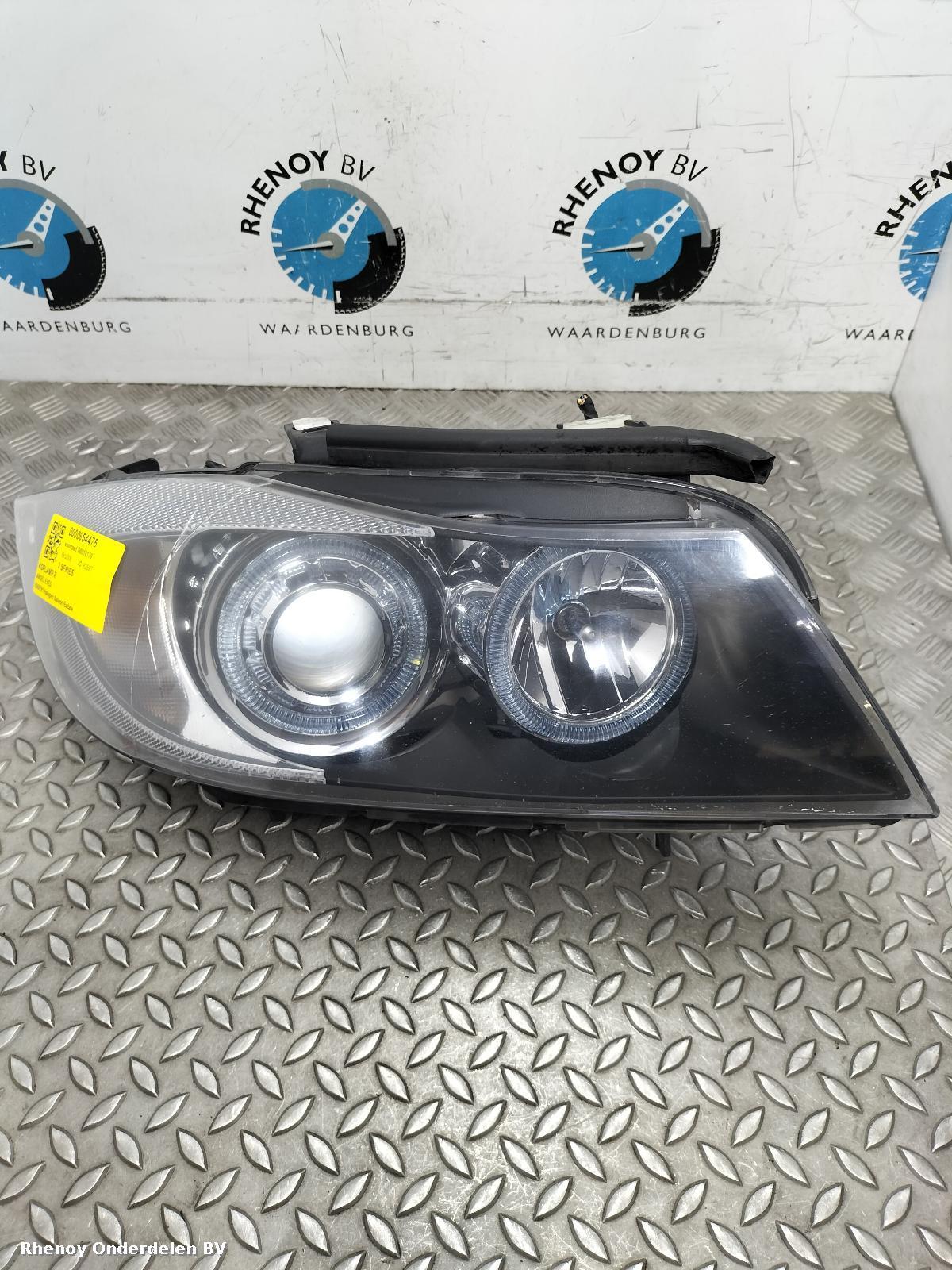 Bekijk Auto-onderdeel KOPLAMP R BMW 3 SERIES 2006