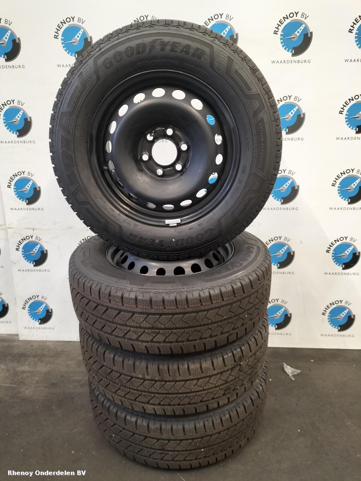 Bekijk Auto-onderdeel VELGEN SET FORD TRANSIT CUSTOM 2024