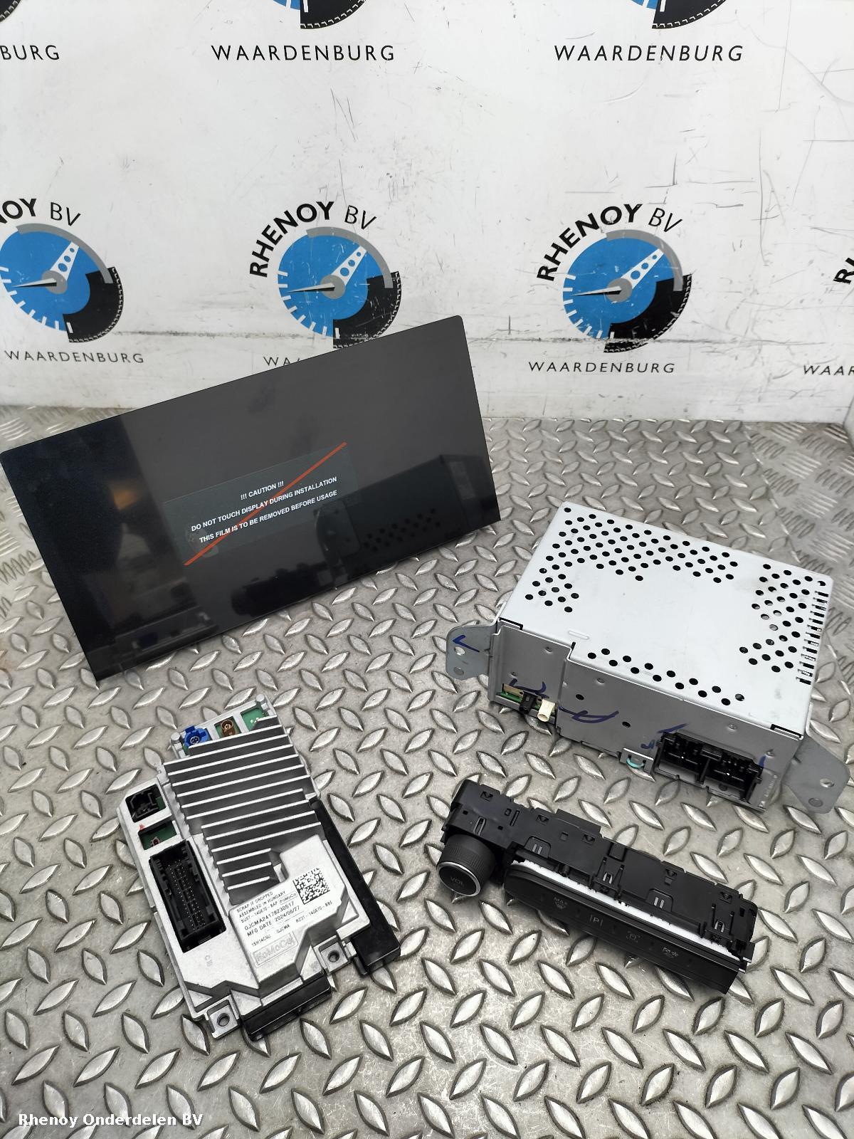 Bekijk Auto-onderdeel NAVIGATIE FORD TRANSIT CUSTOM 2024