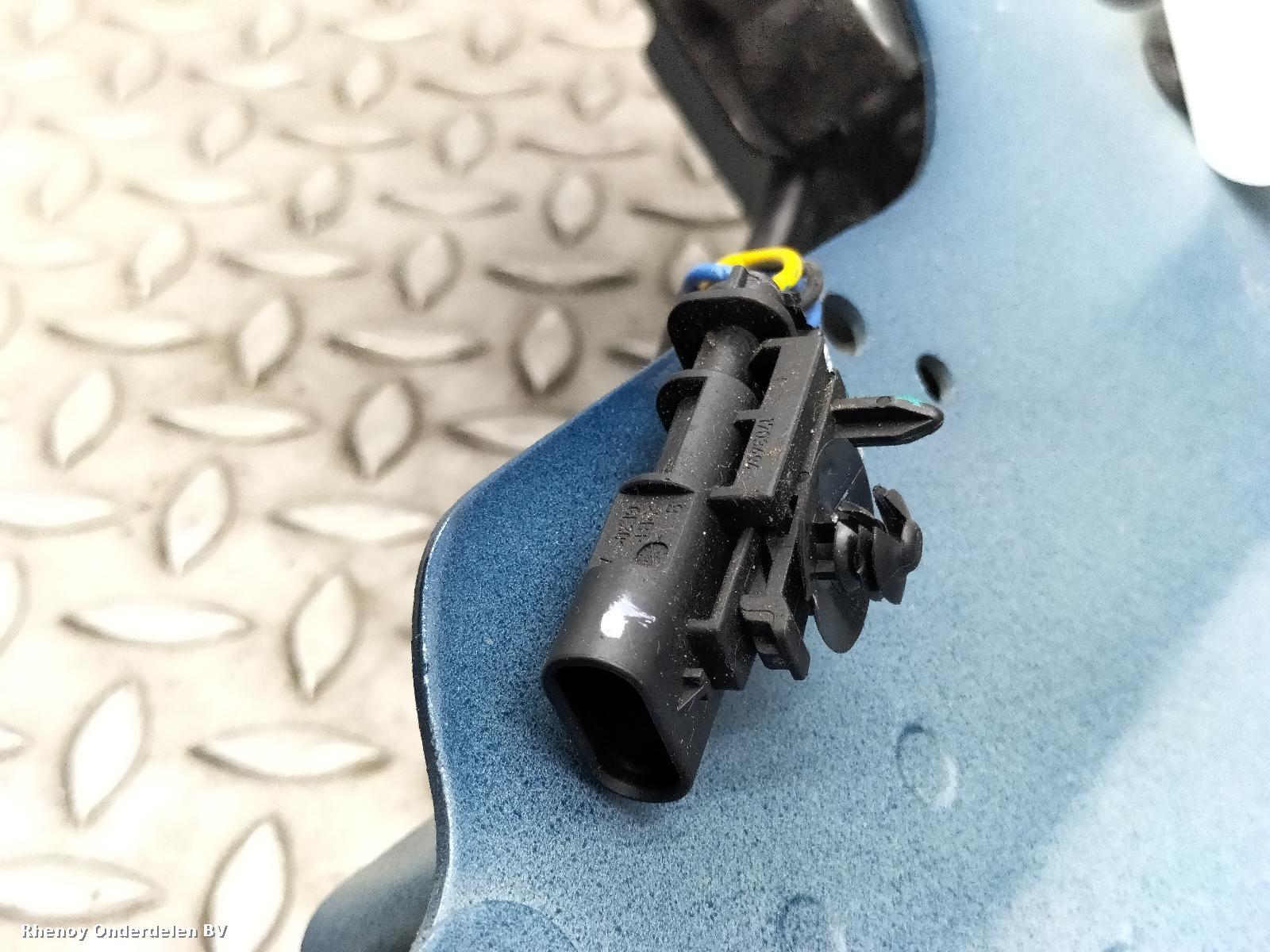 View Auto part VOORFRONT LYNK AND CO 01 2023