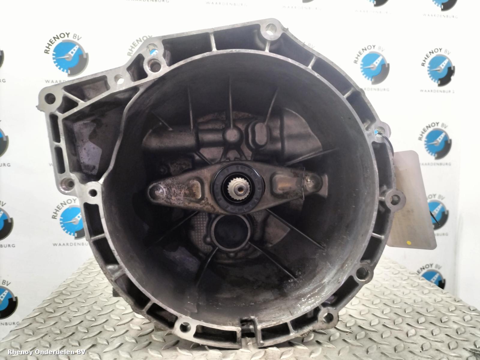 Bekijk Auto-onderdeel TRANSMISSIE / VERSNELLINGSBAK BMW 1 SERIES 2013