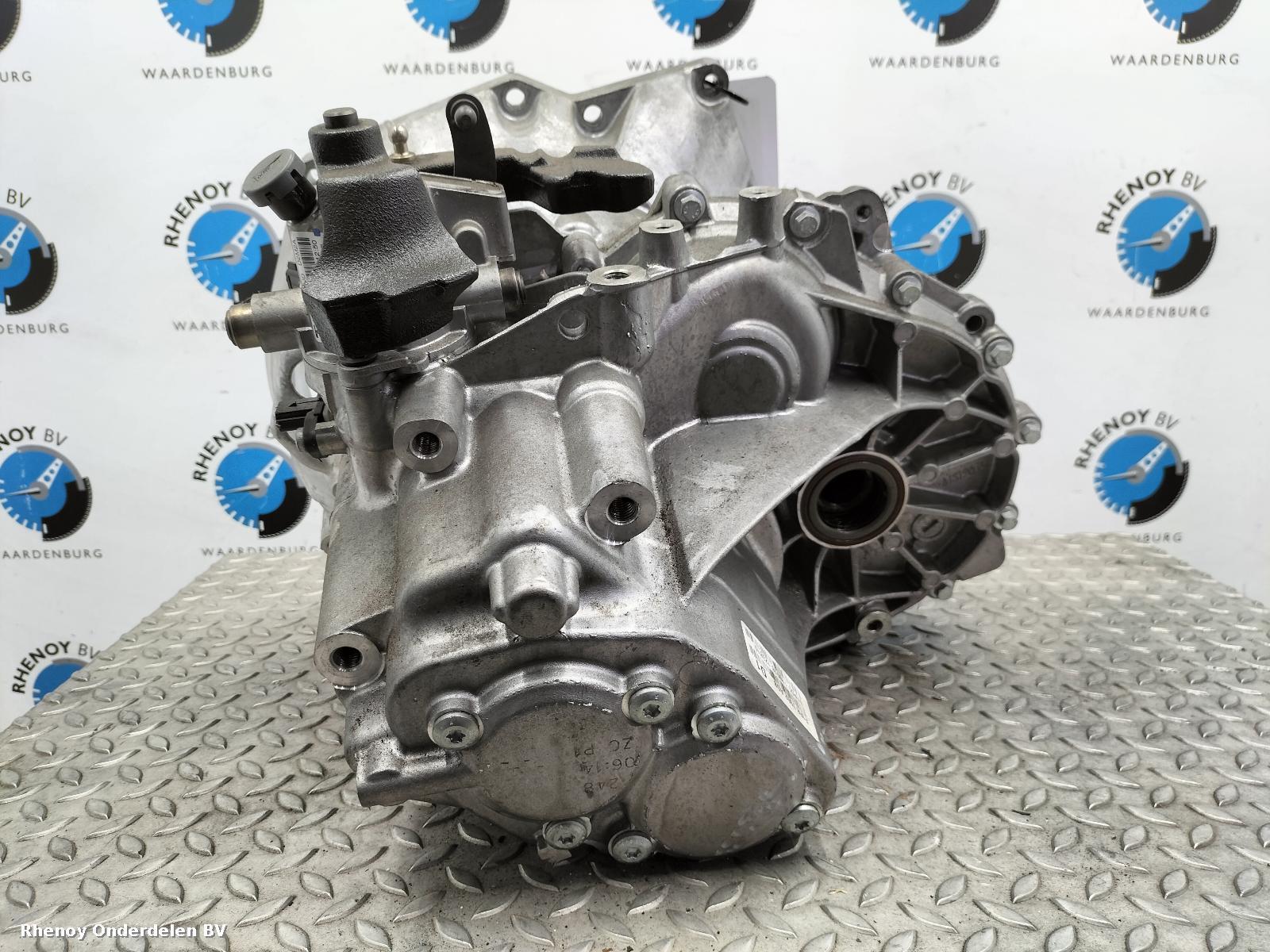 View Auto part TRANSMISSIE / VERSNELLINGSBAK FORD FOCUS 2014