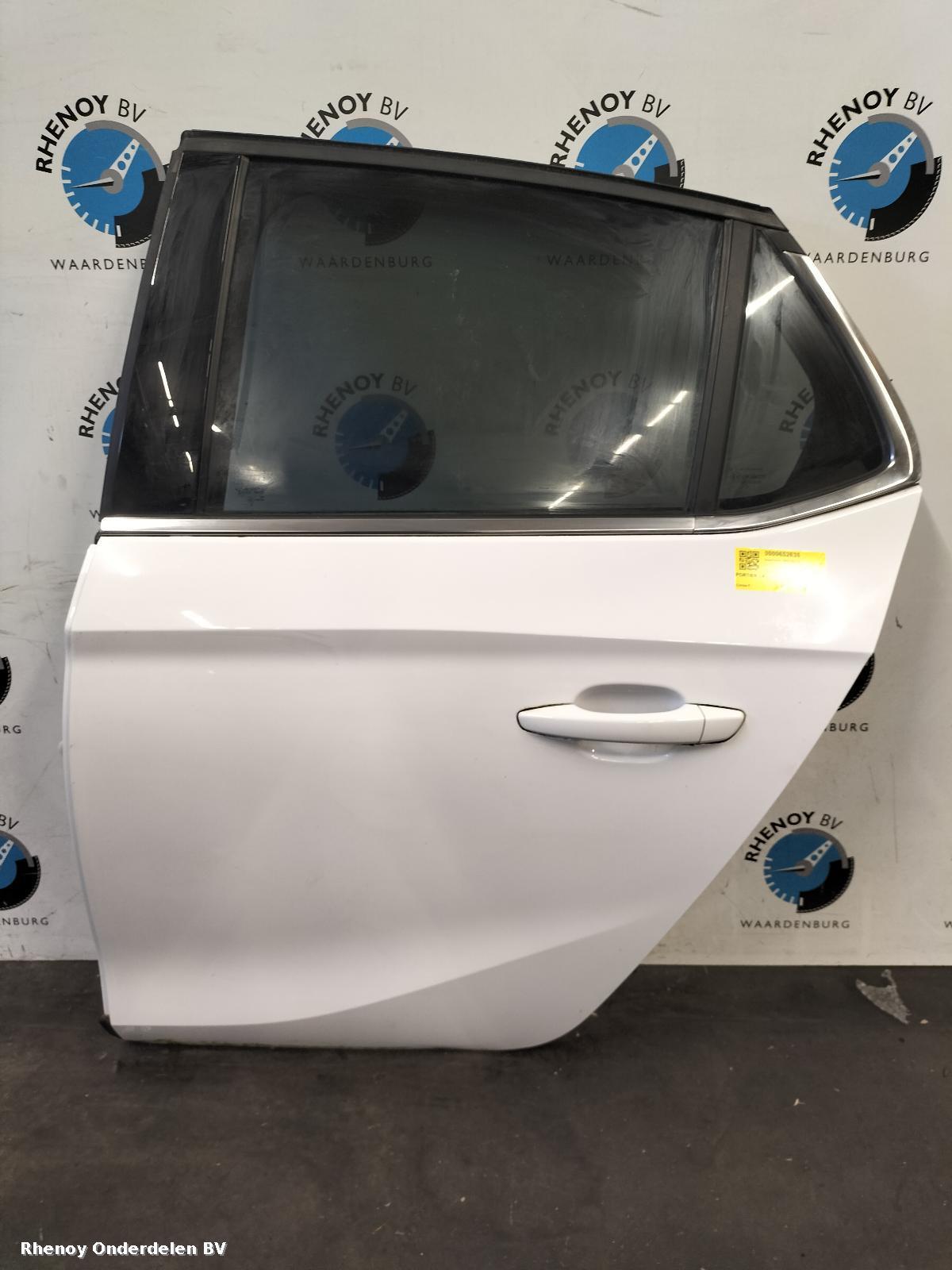 Bekijk Auto-onderdeel PORTIER LA  OPEL / VAUXHALL CORSA 2023