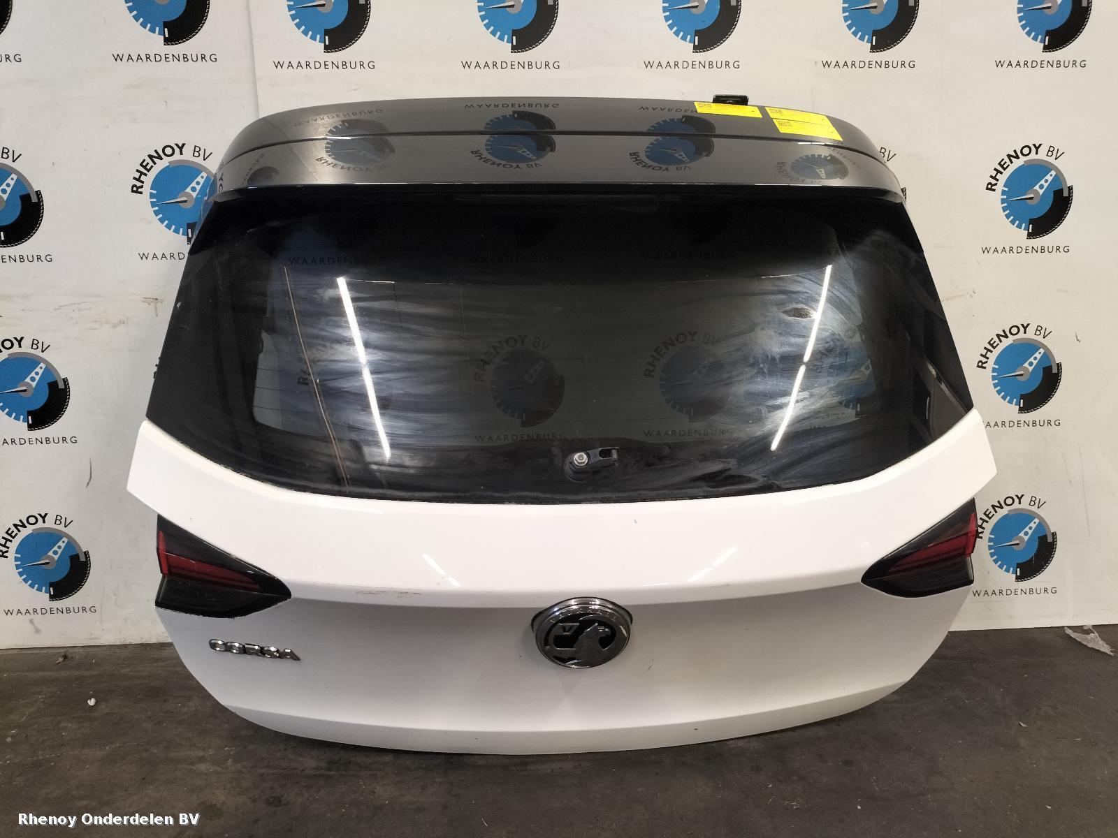 Bekijk Auto-onderdeel ACHTERKLEP OPEL / VAUXHALL CORSA 2023