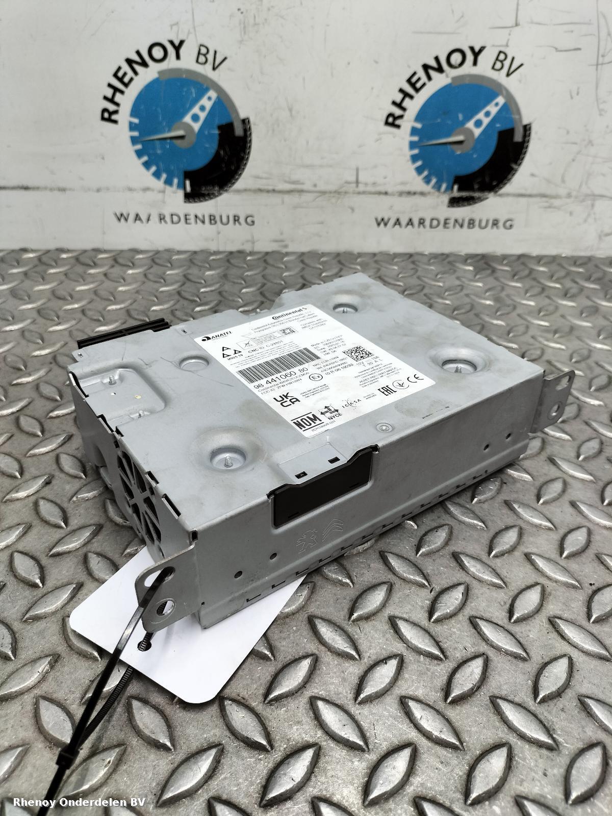 Bekijk Auto-onderdeel RADIO OPEL / VAUXHALL CORSA 2023