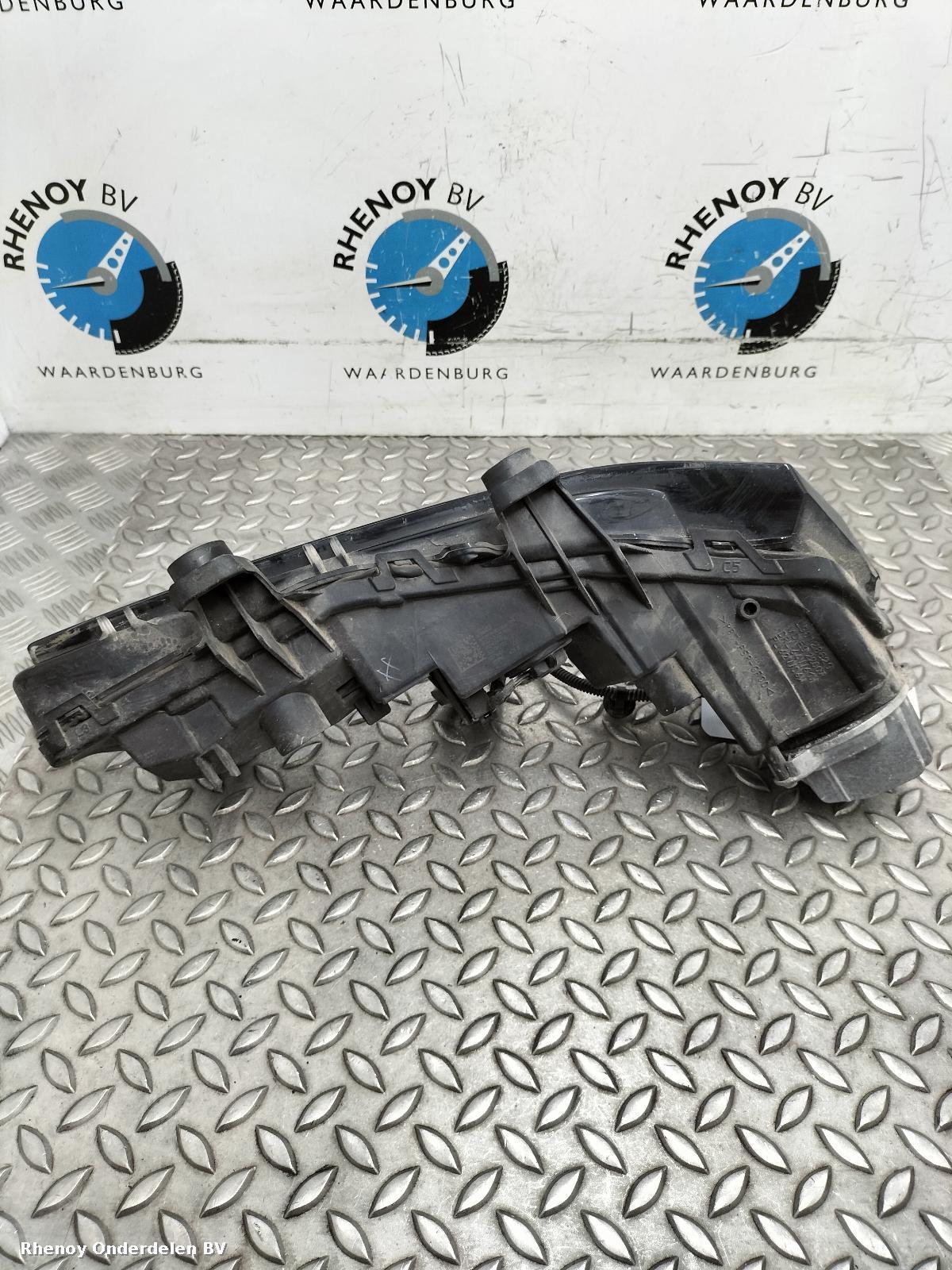 View Auto part DAGRIJVERLICHTING R PEUGEOT 2008 2022