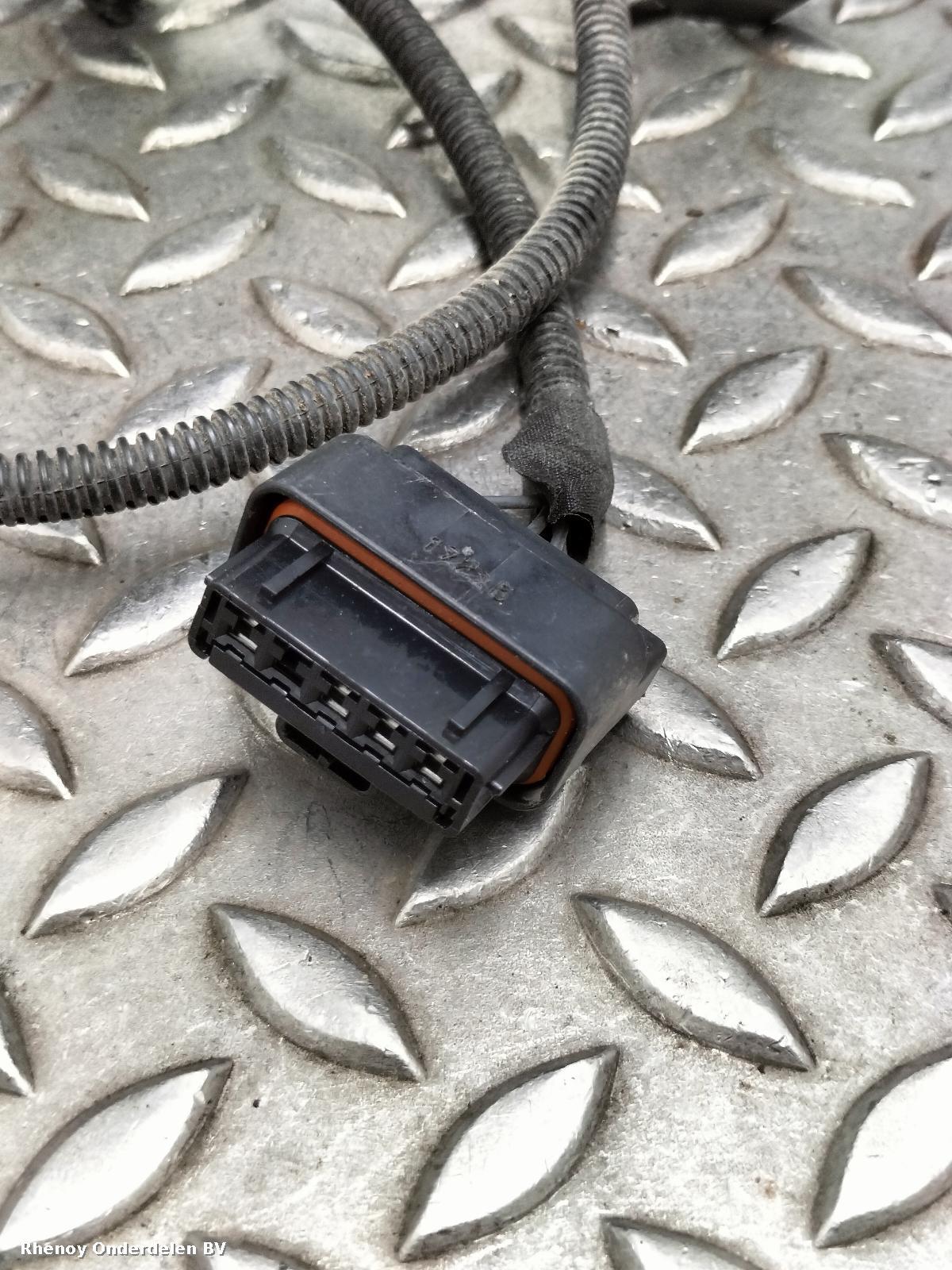 View Auto part DAGRIJVERLICHTING R PEUGEOT 2008 2022