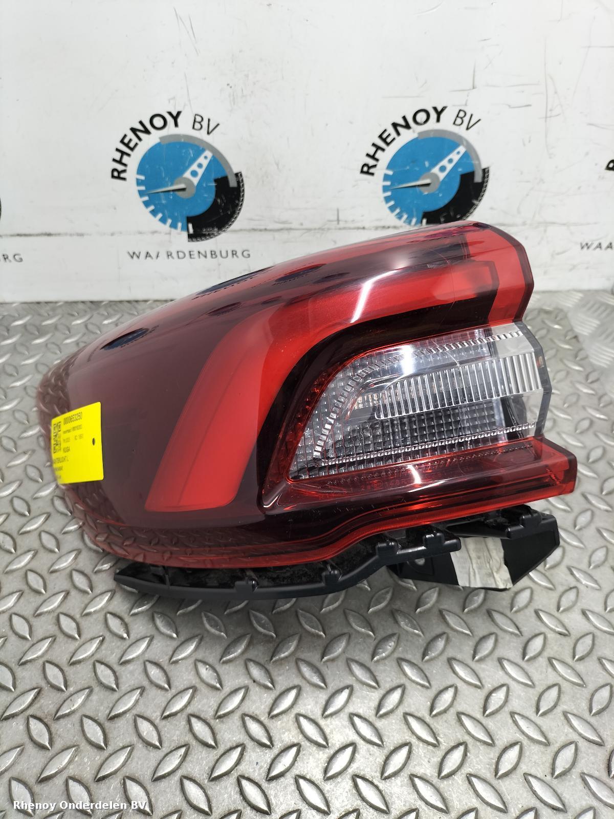 Bekijk Auto-onderdeel ACHTERLICHT L FORD KUGA 2025