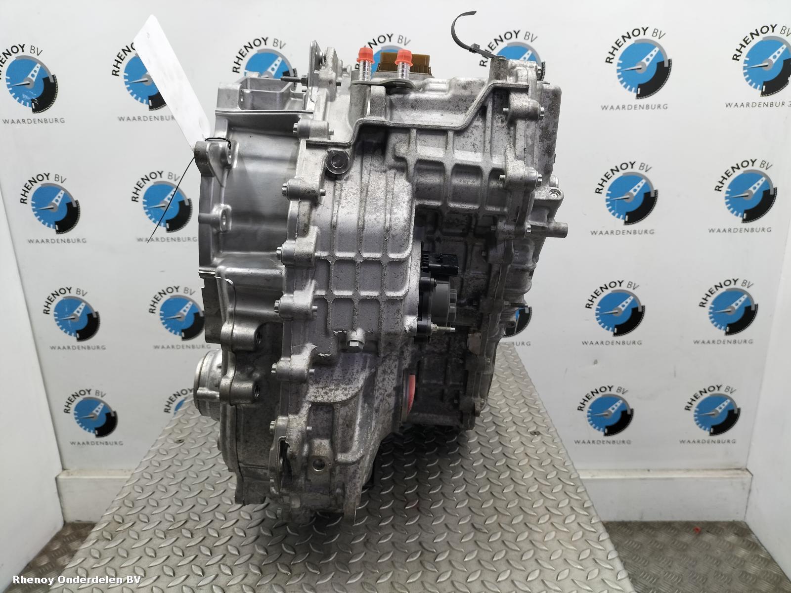 View Auto part TRANSMISSIE / VERSNELLINGSBAK FORD KUGA 2024