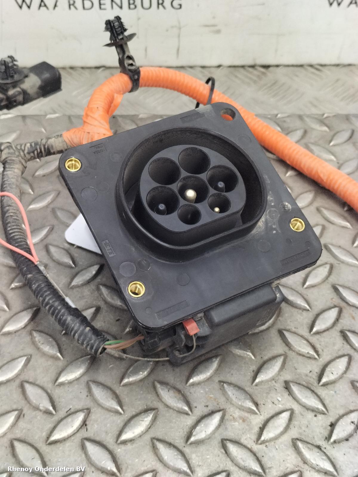 View Auto part EV_HIGH_VOLTAGE_BOX_CONNECTOR FORD KUGA 2024