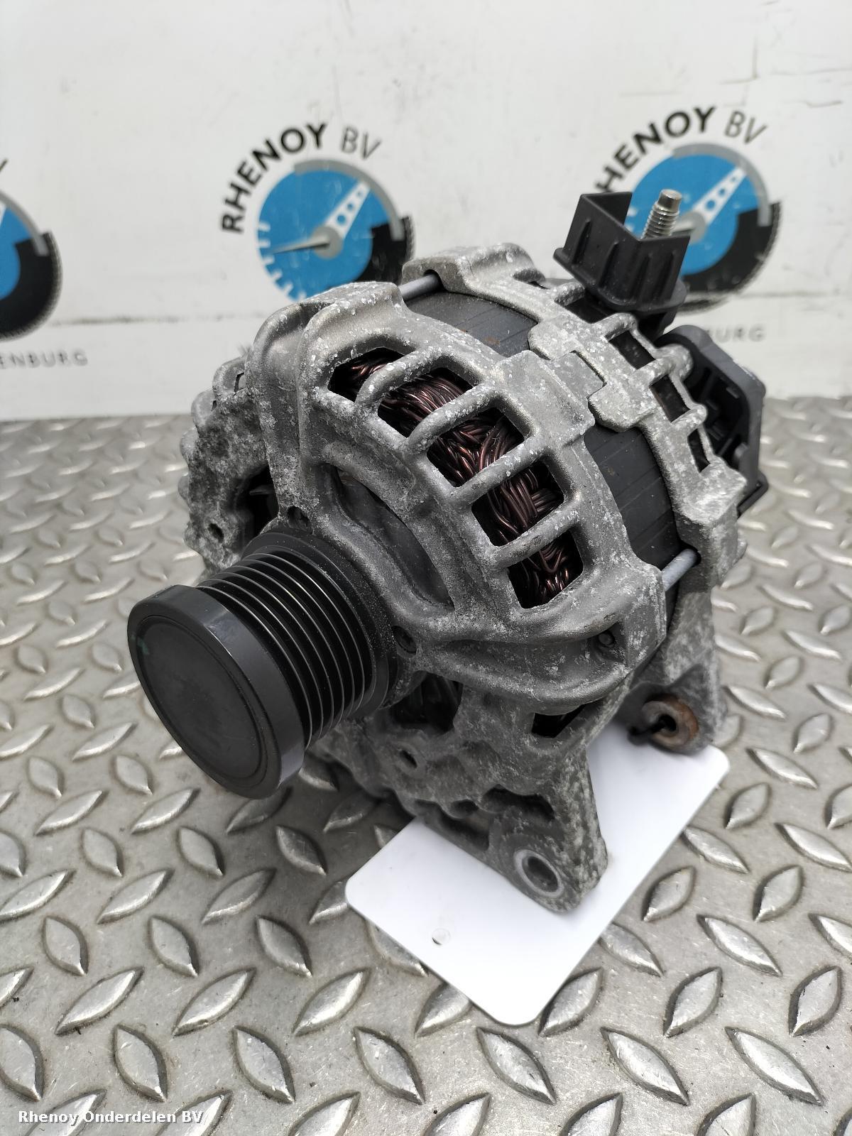 Bekijk Auto-onderdeel DYNAMO RENAULT CAPTUR 2023