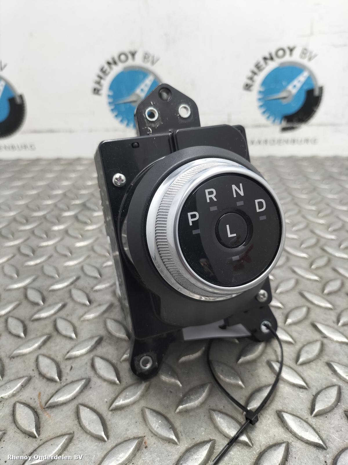 Bekijk Auto-onderdeel VERSNELLINGSPOOK FORD KUGA 2024