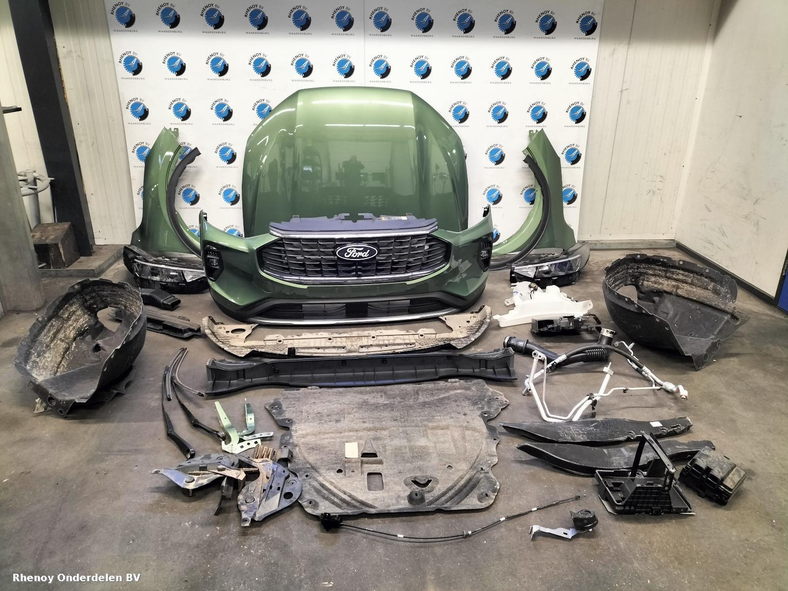 Bekijk Auto-onderdeel VOORKOP COMPLEET FORD KUGA 2024