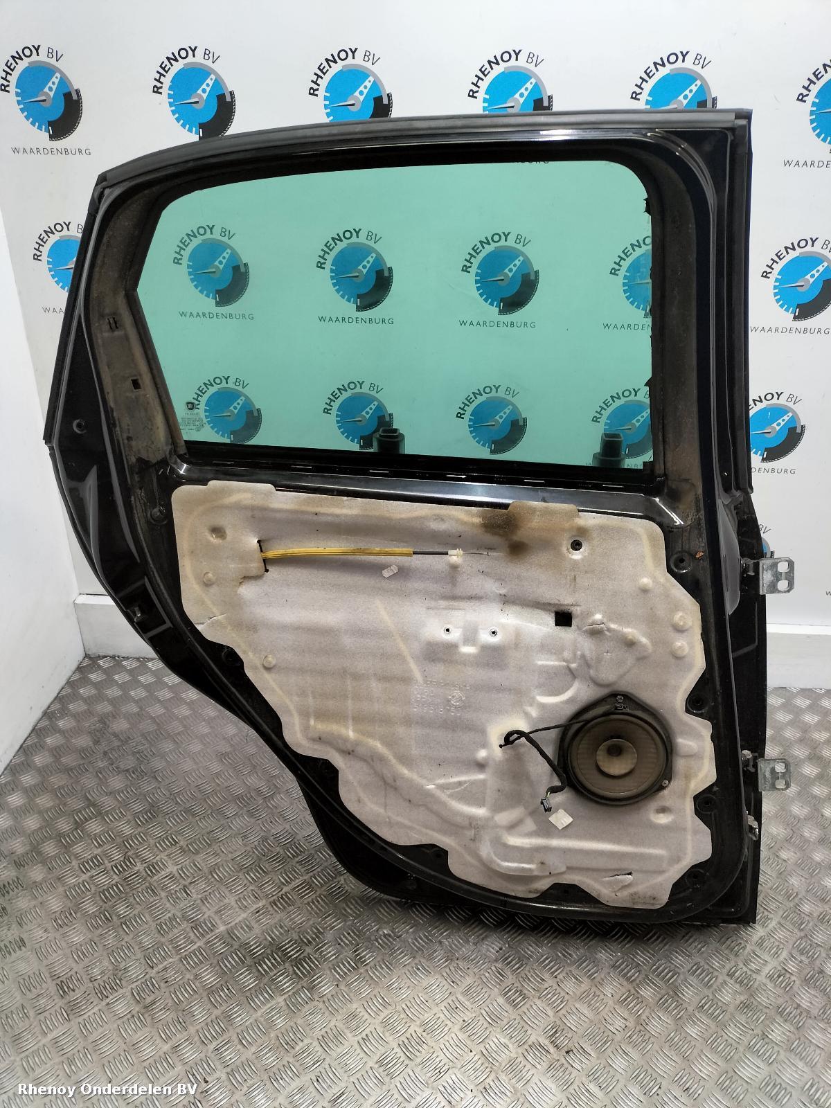 View Auto part PORTIER LA  FIAT 500L 2014