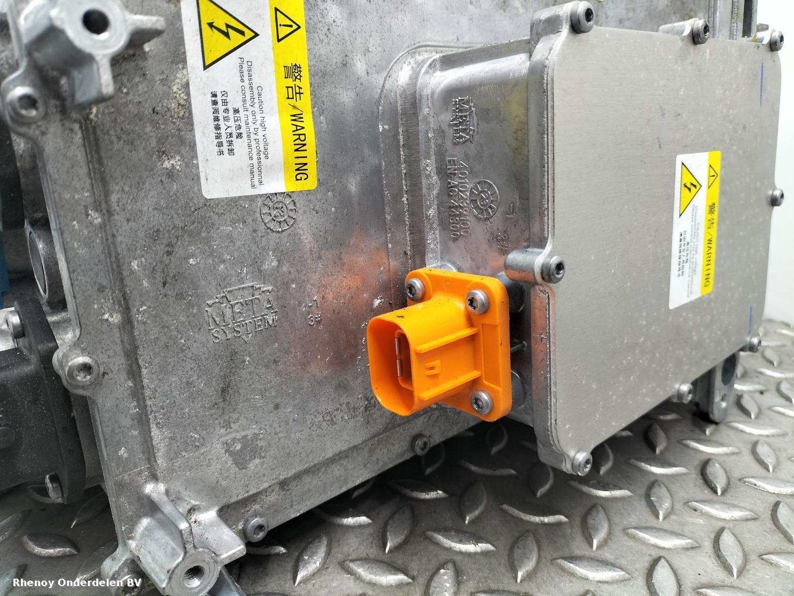View Auto part EV / HYBRIDE ELEKTRONISCHE OMVORMER CITROEN DISPATCH 2024