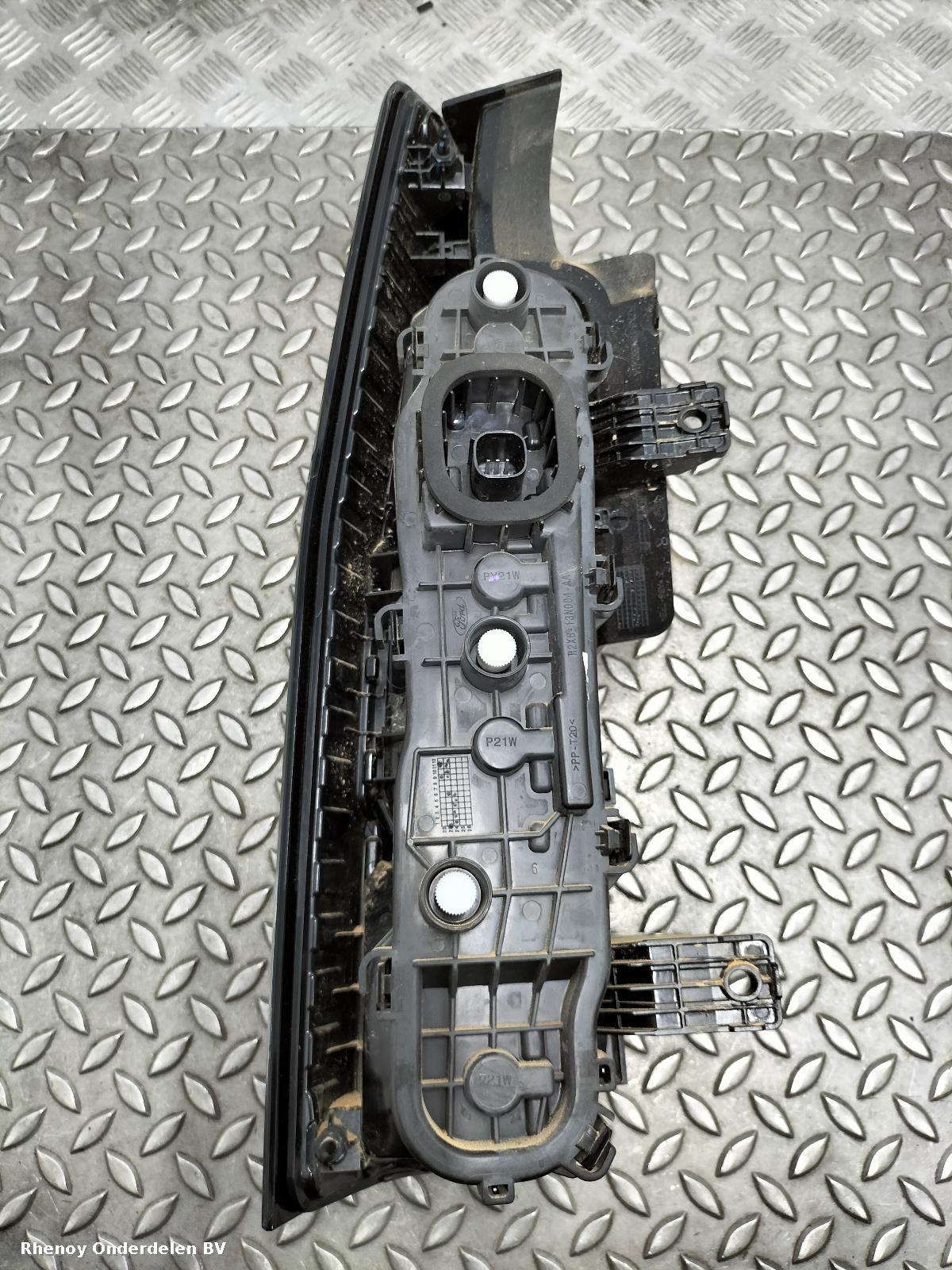 View Auto part ACHTERLICHT R FORD TRANSIT COURIER 2024