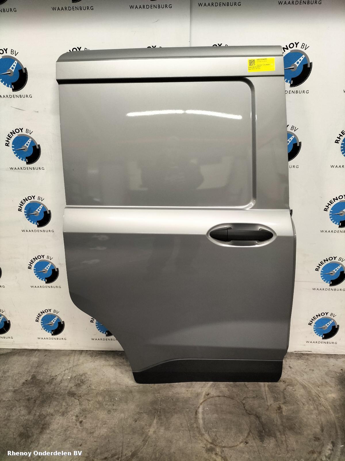 Bekijk Auto-onderdeel PORTIER ZIJKANT  FORD TRANSIT COURIER 2024