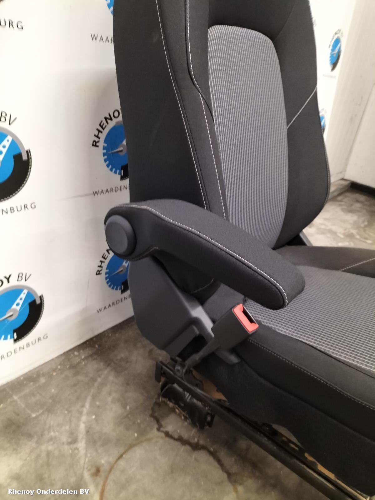 View Auto part STOEL VOOR FORD TRANSIT COURIER 2024